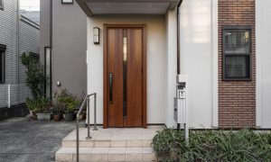 edificio-japones-entrada-casa